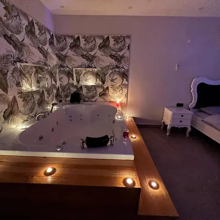 / Kayakoey Villalari * フェティエ
