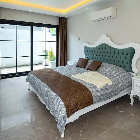 / Kayakoey Villalari Villa *